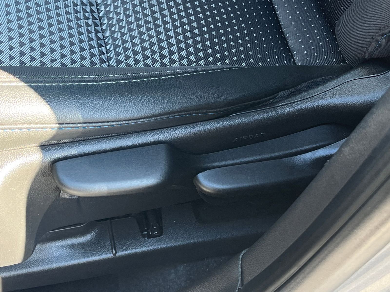 Thumbnail: 2025 Chevrolet Trax - 22