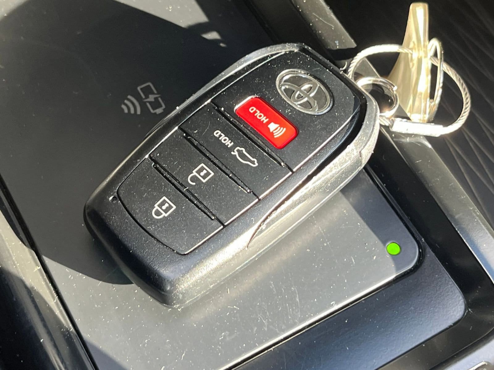 Thumbnail: 2025 Toyota Camry - 22