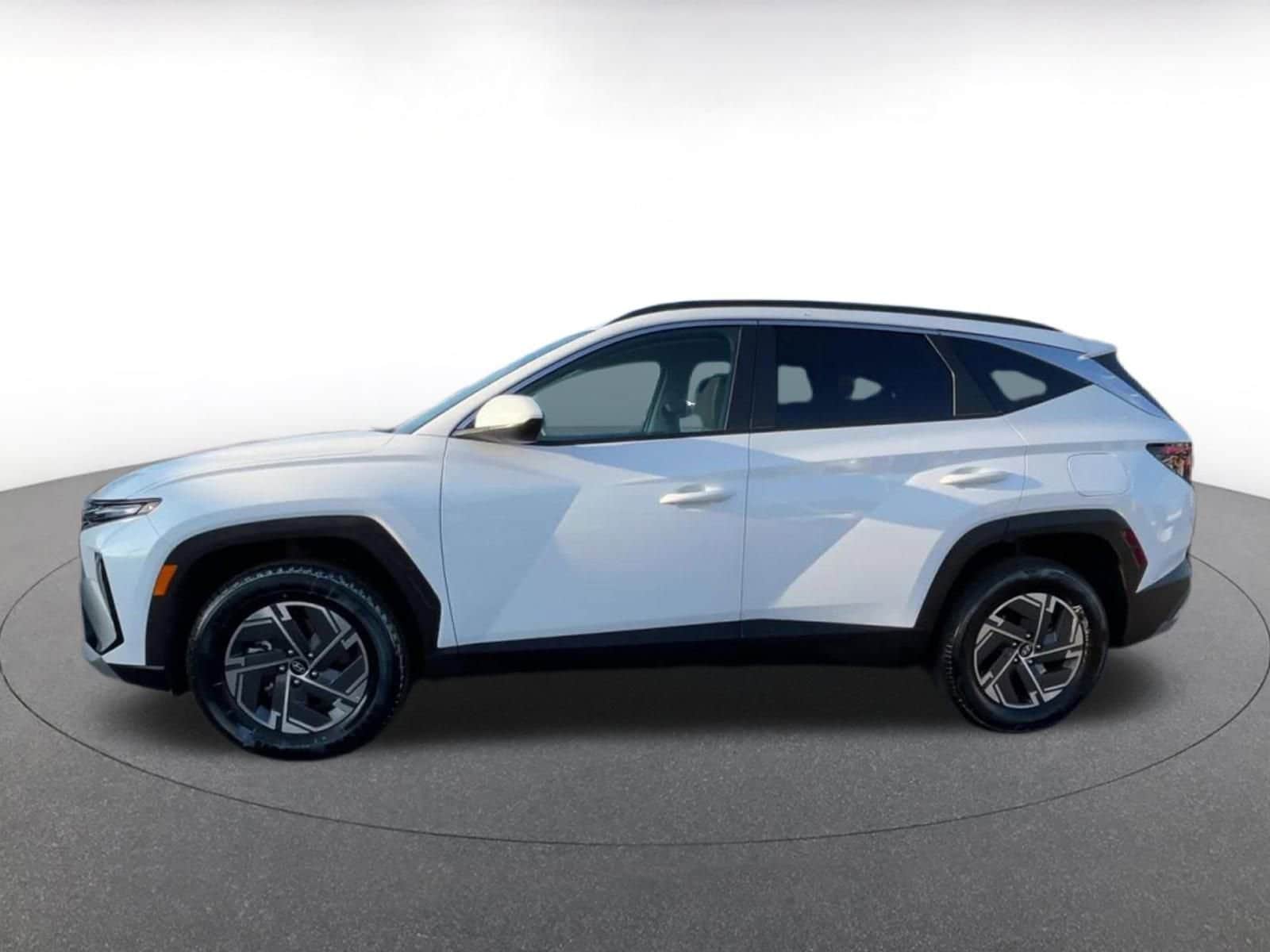 Thumbnail: 2025 Hyundai Tucson - 9