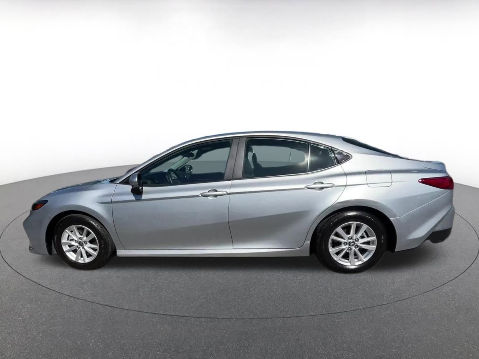 Thumbnail: 2025 Toyota Camry - 9