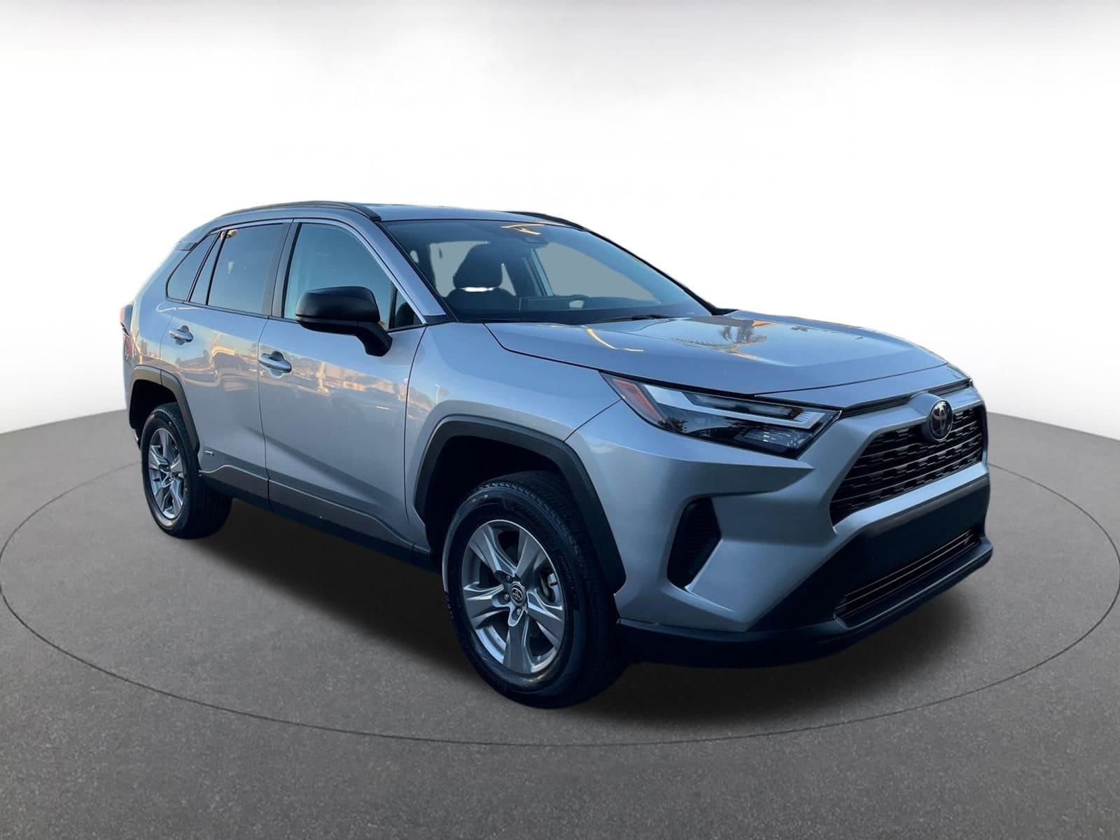 Thumbnail: 2025 Toyota RAV4 - 1