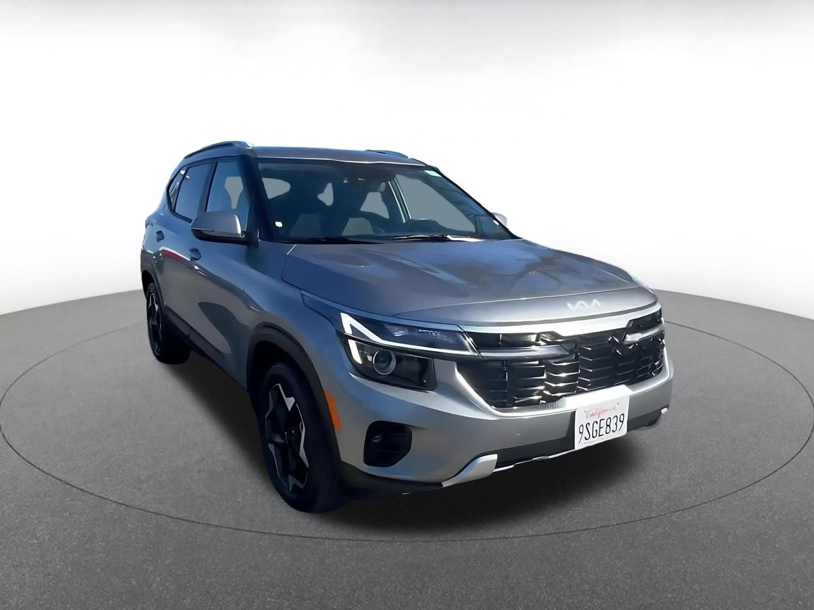 Thumbnail: 2025 Kia Seltos - 3