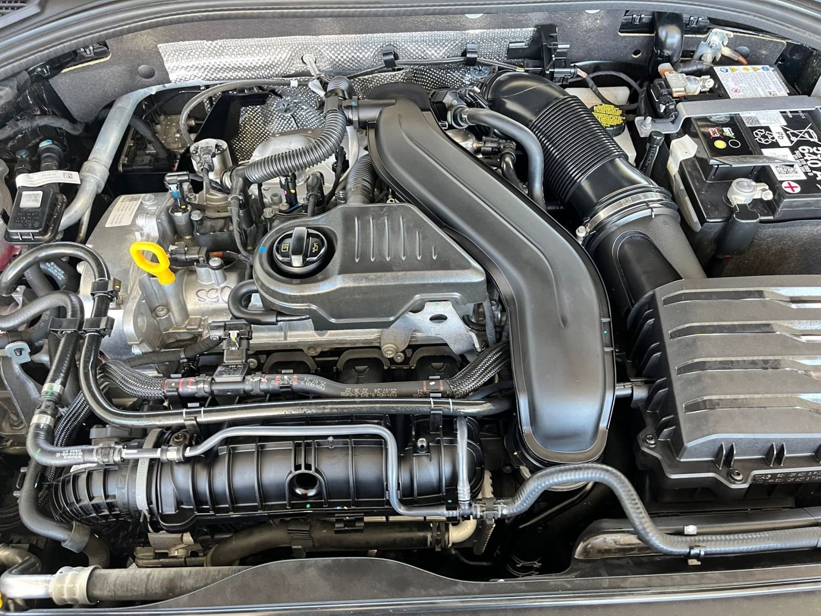 Thumbnail: 2025 Volkswagen Jetta - 32