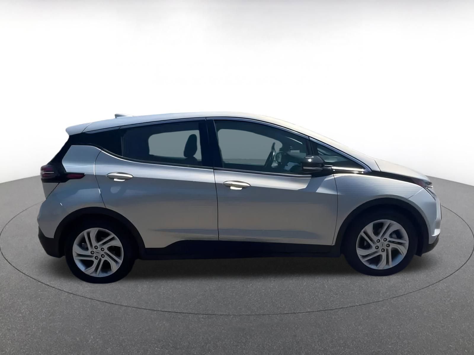 Thumbnail: 2023 Chevrolet Bolt EV - 13