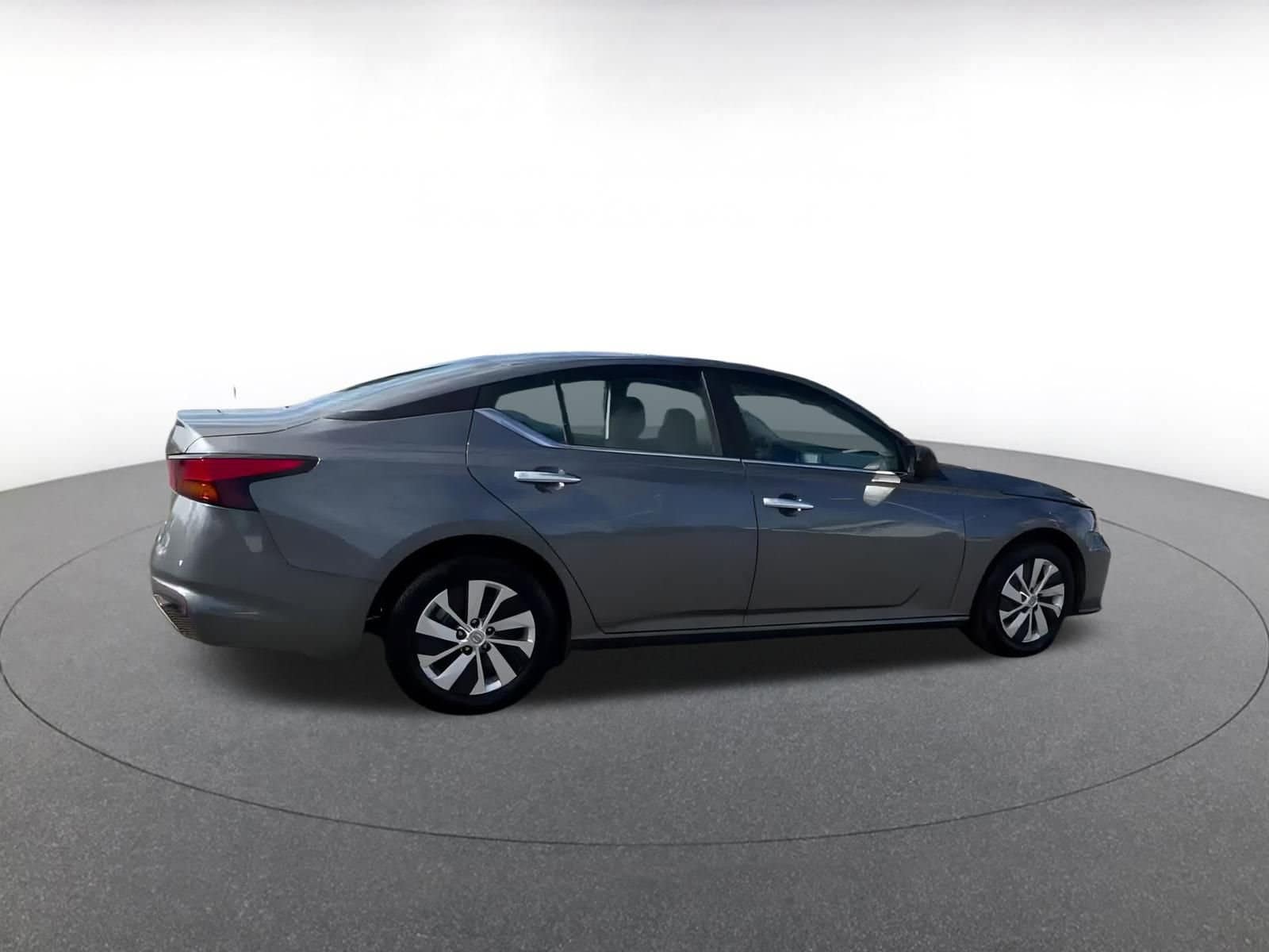 Thumbnail: 2024 Nissan Altima - 11