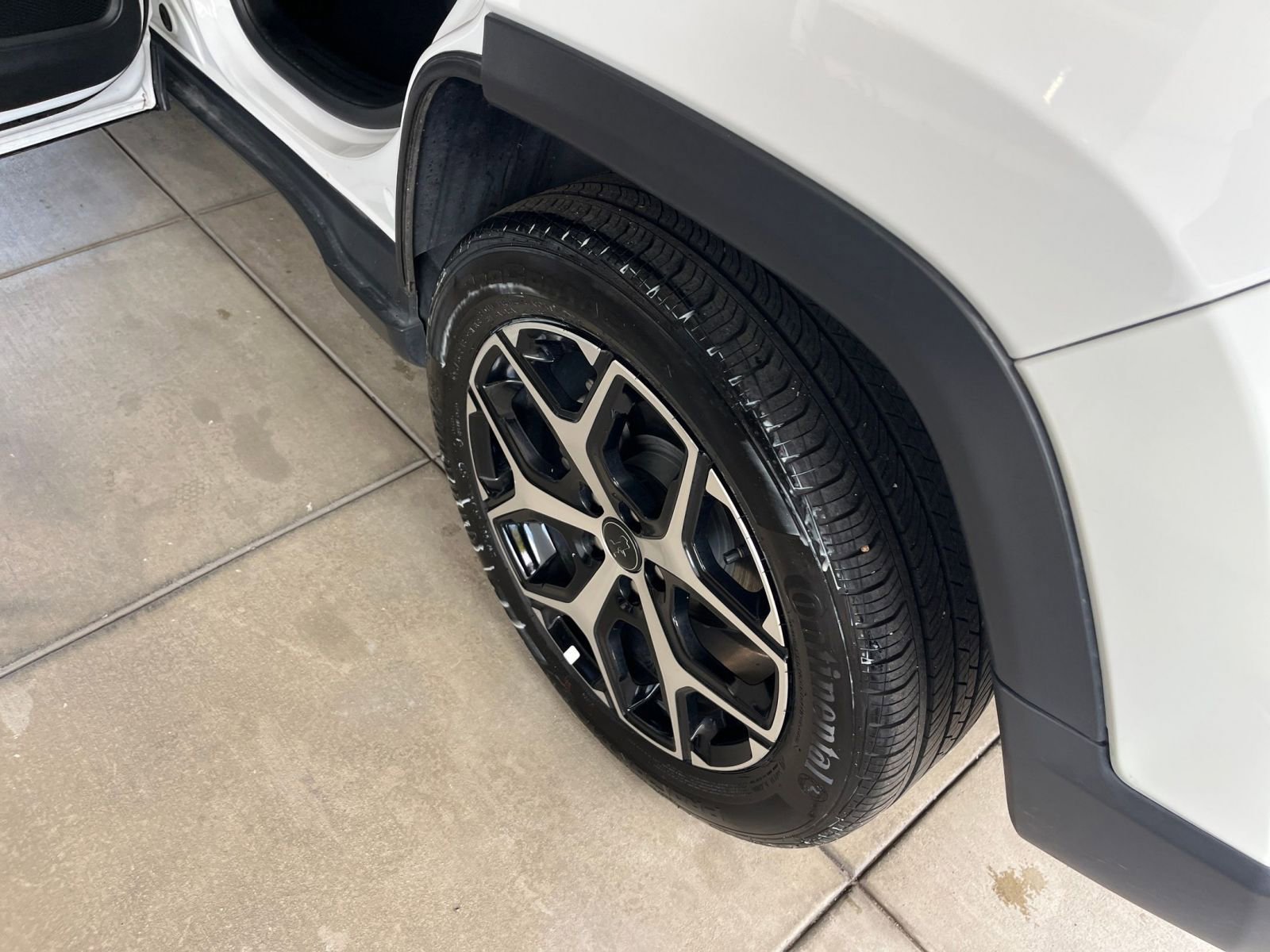 Thumbnail: 2025 Jeep Compass - 31