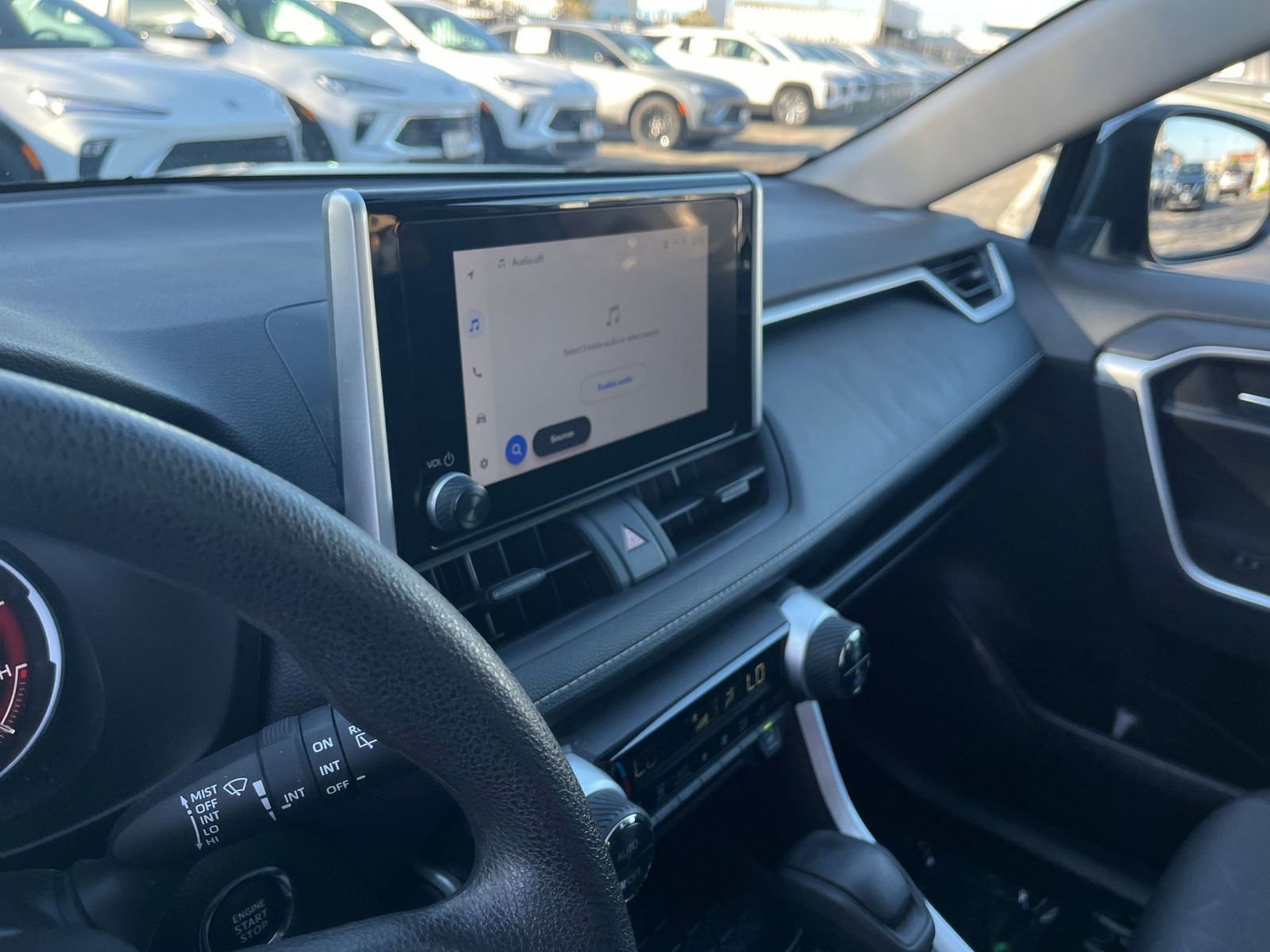 Thumbnail: 2025 Toyota RAV4 - 17