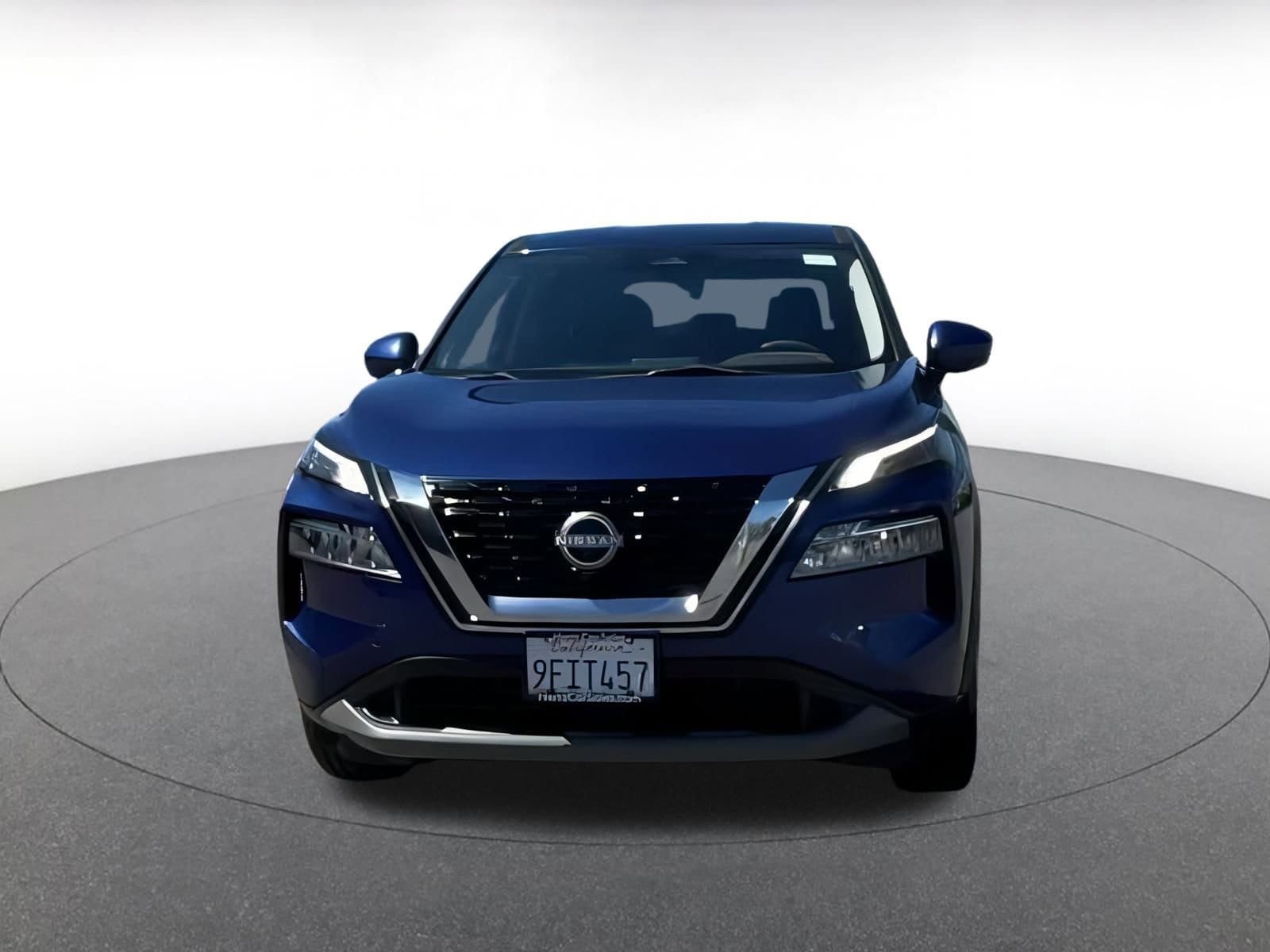 Thumbnail: 2023 Nissan Rogue - 4