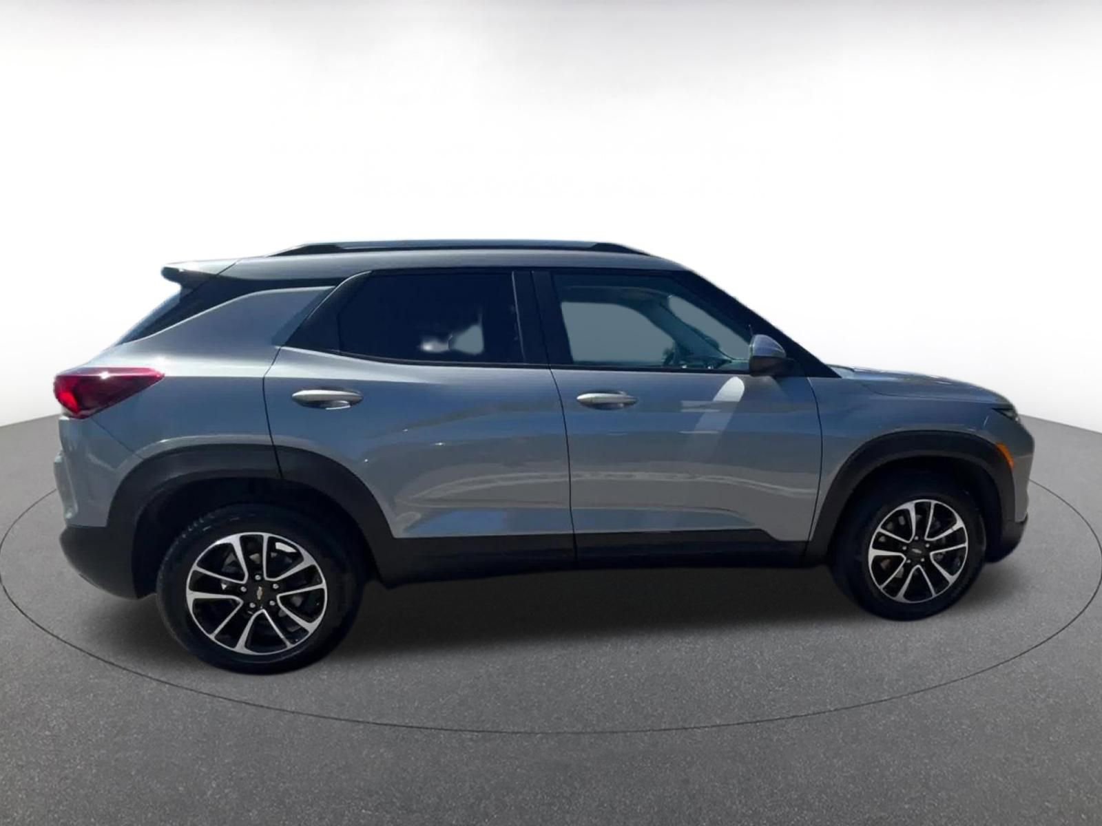 Thumbnail: 2025 Chevrolet TrailBlazer - 16