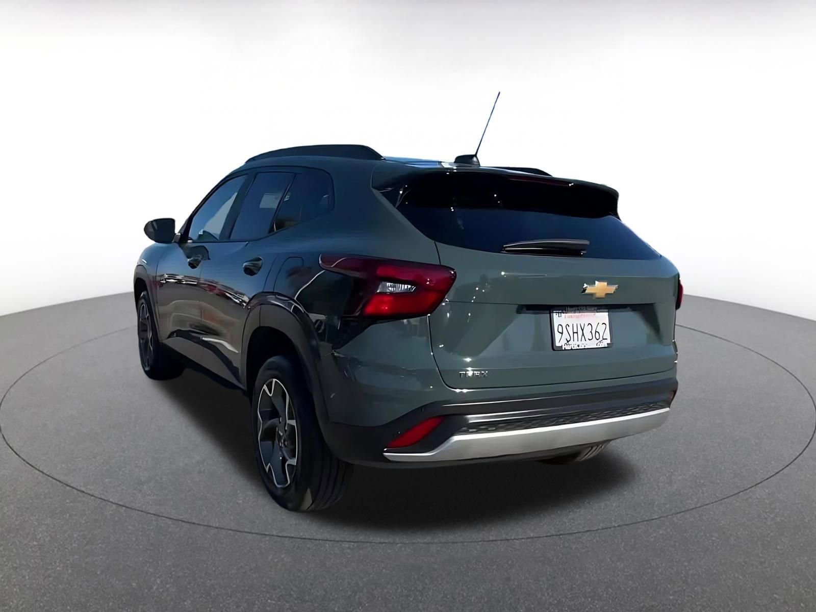 Thumbnail: 2025 Chevrolet Trax - 11