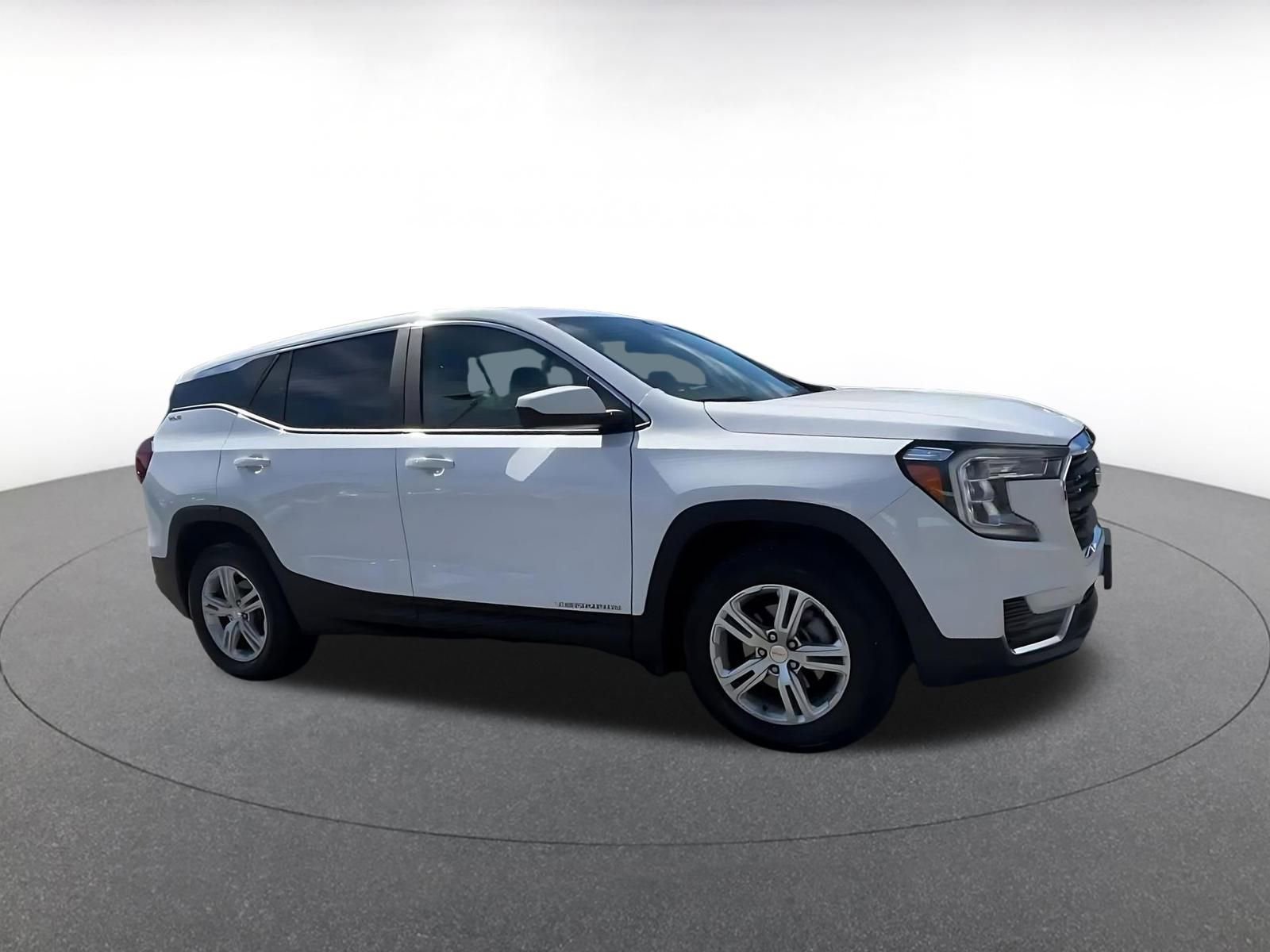 Thumbnail: 2024 GMC Terrain - 2