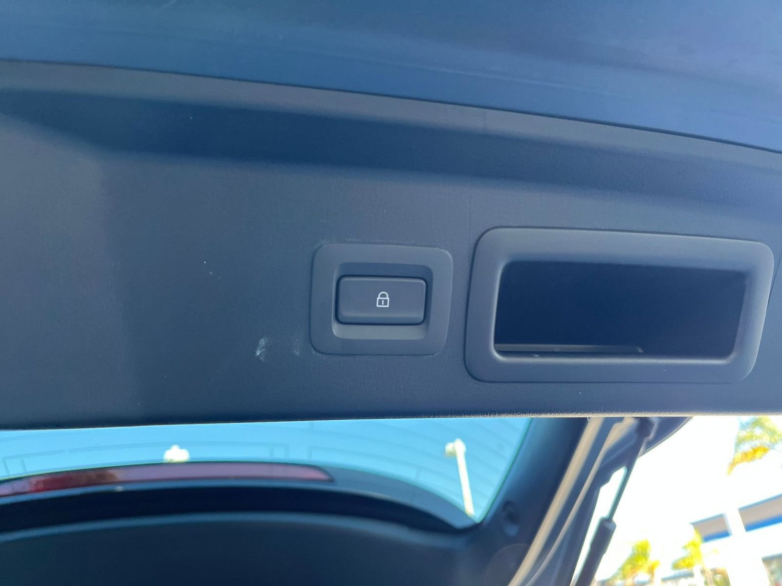 Thumbnail: 2025 Mazda CX-30 - 23