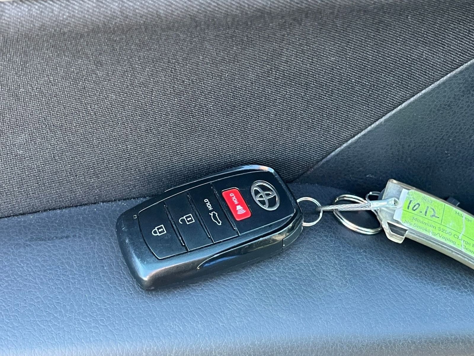 Thumbnail: 2025 Toyota Camry - 22