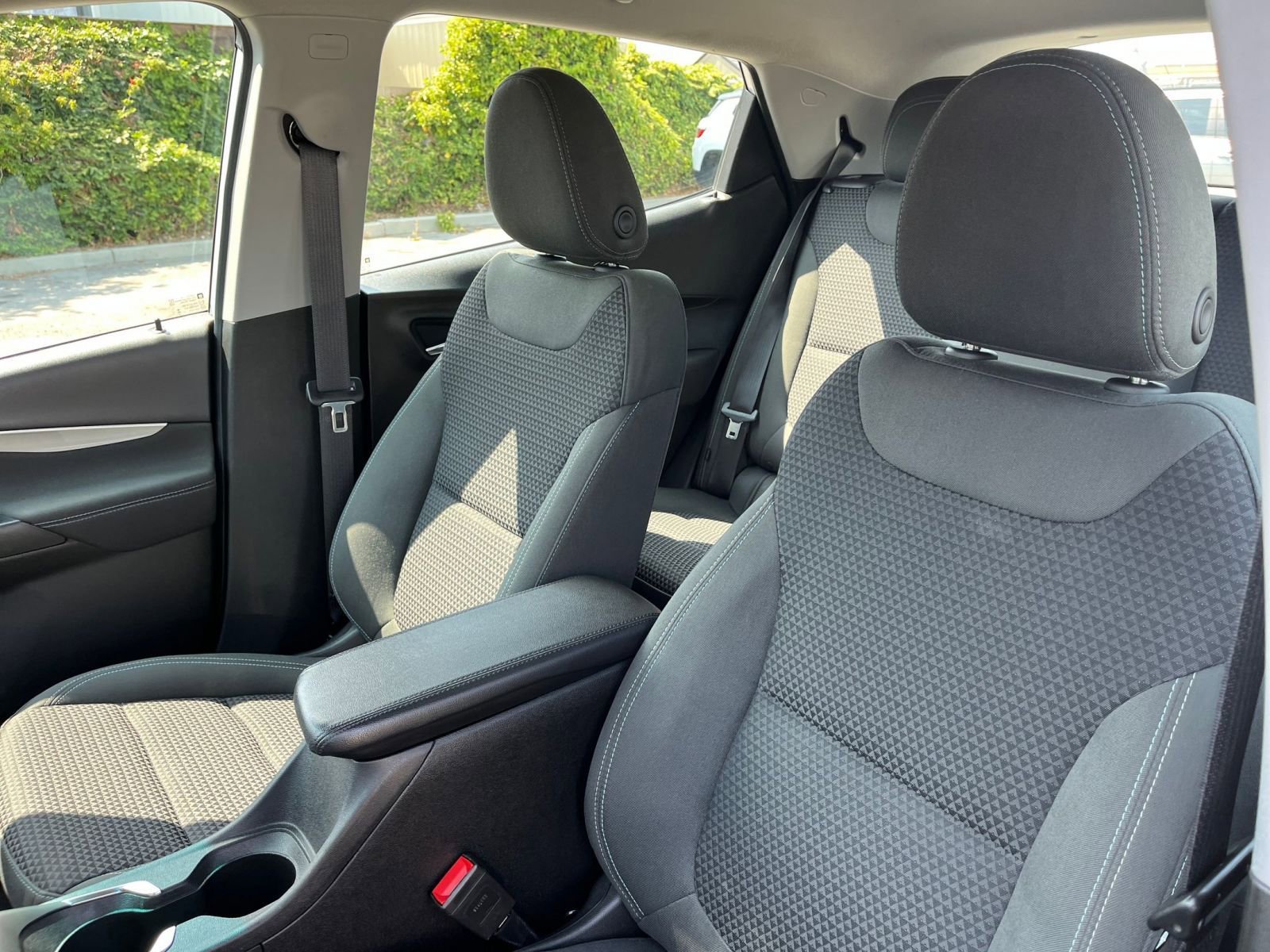 Thumbnail: 2023 Chevrolet Bolt EV - 26
