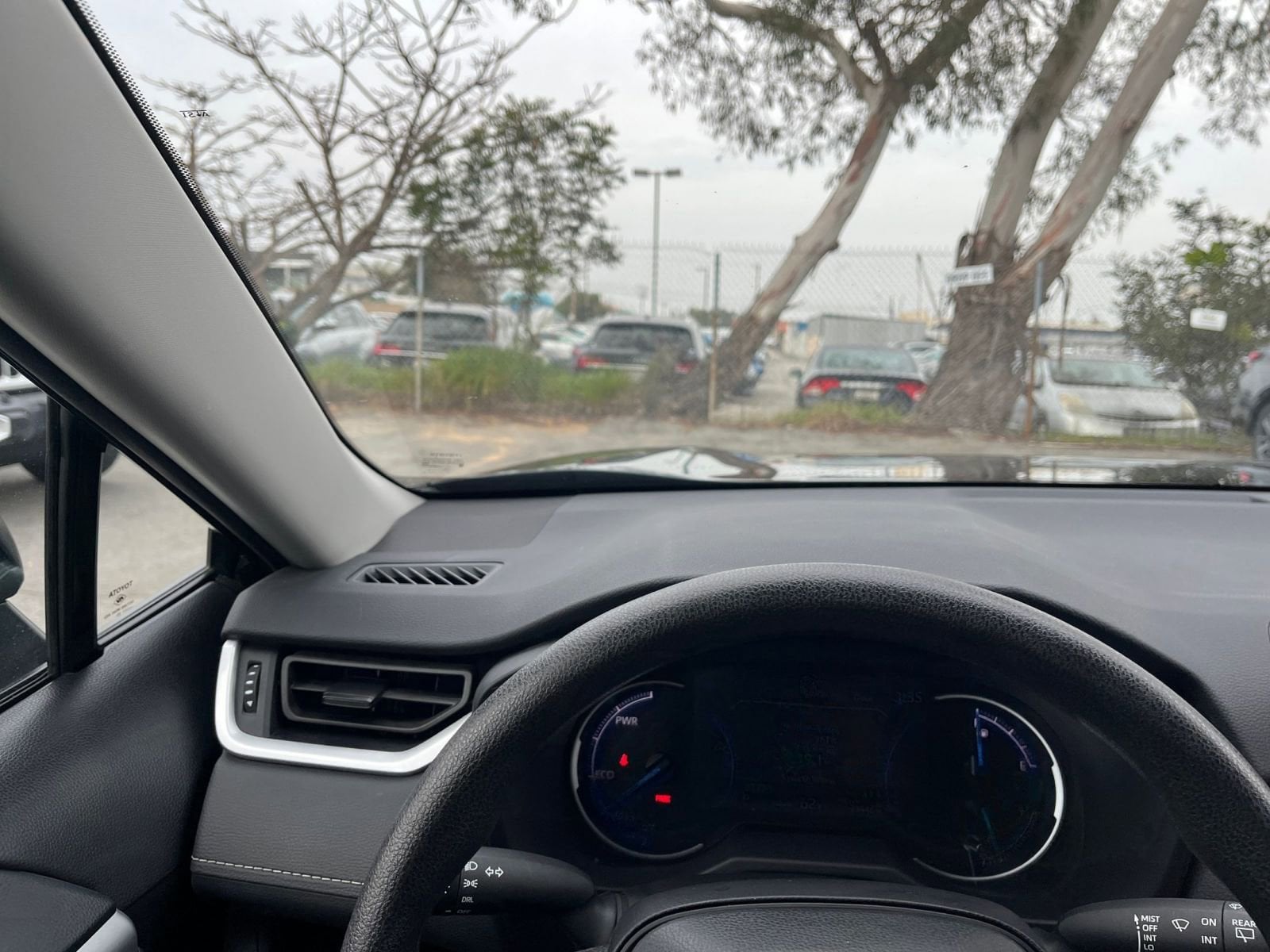 Thumbnail: 2025 Toyota RAV4 - 34