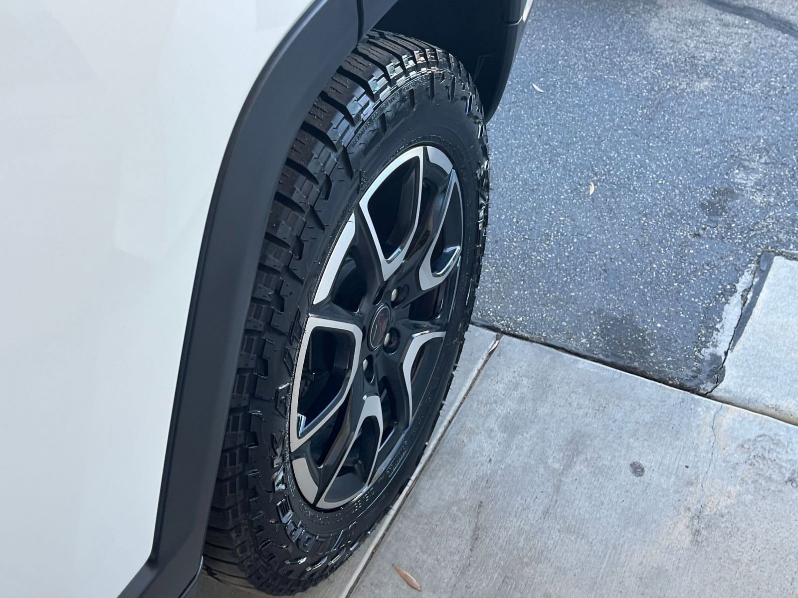 Thumbnail: 2025 Jeep Compass - 30