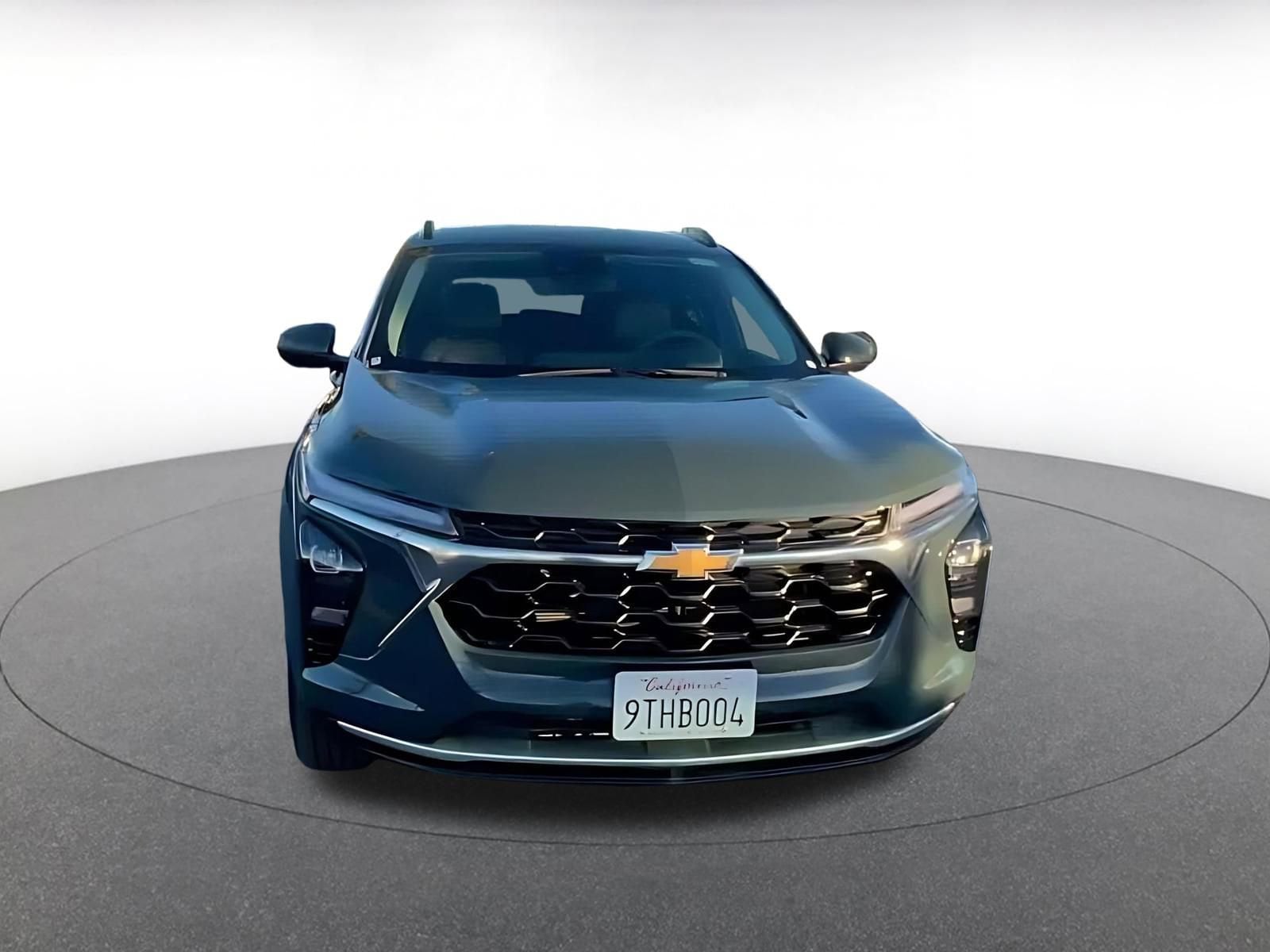 Thumbnail: 2025 Chevrolet Trax - 4