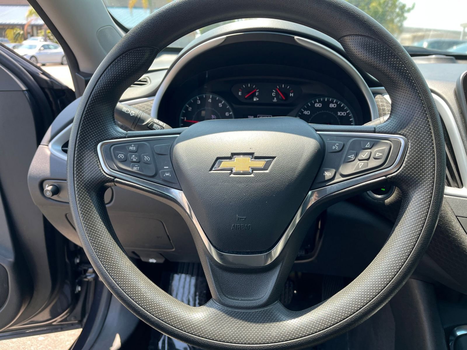 Thumbnail: 2023 Chevrolet Malibu - 23