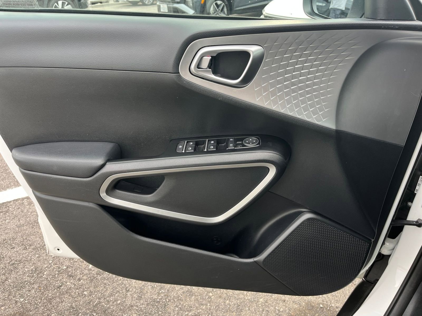 Thumbnail: 2025 Kia Soul - 18