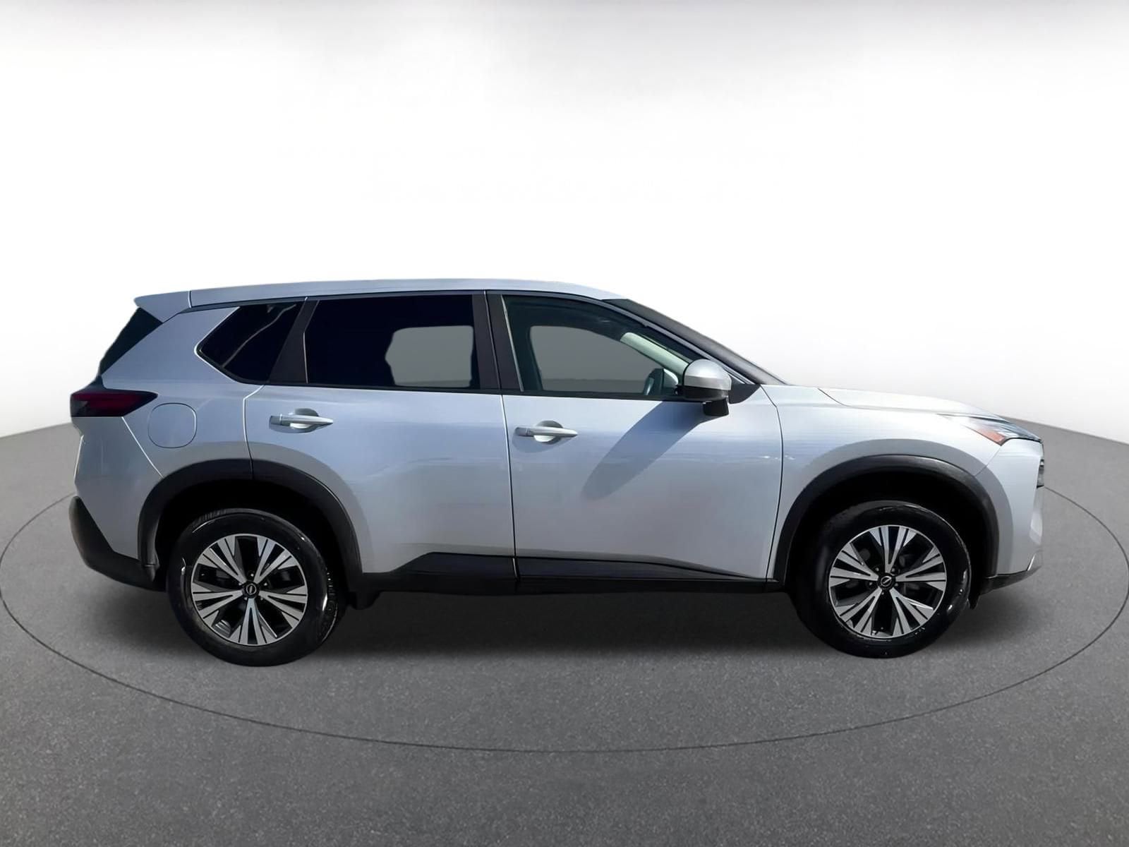 Thumbnail: 2023 Nissan Rogue - 13