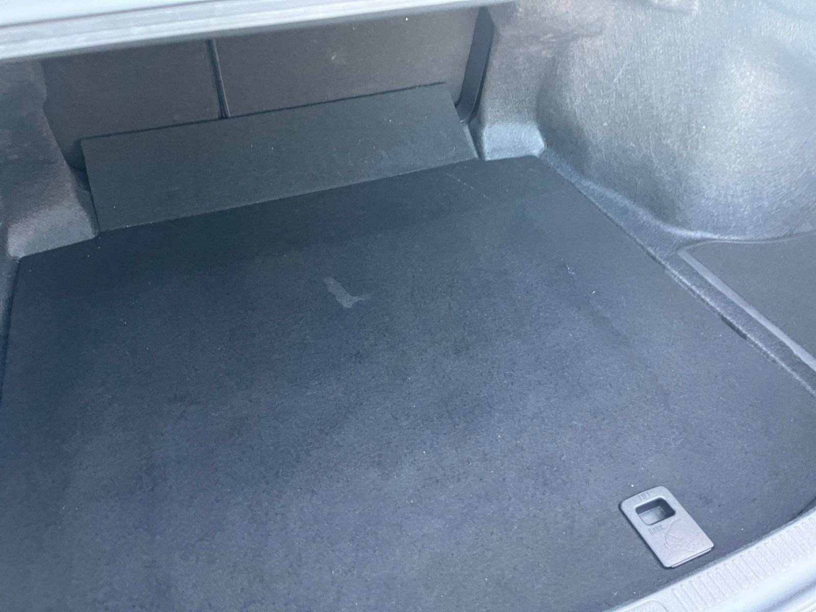 Thumbnail: 2025 Toyota Camry - 31