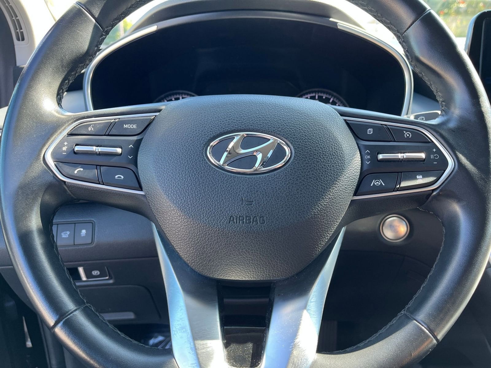 Thumbnail: 2023 Hyundai Santa Fe - 28