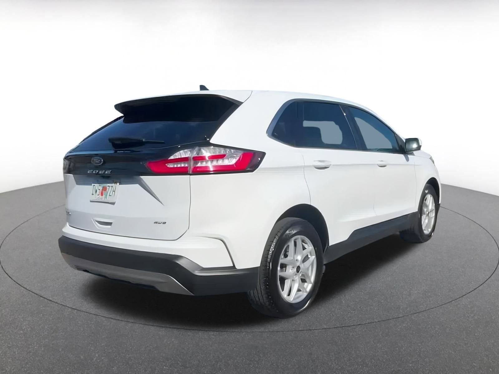 Thumbnail: 2023 Ford Edge - 12
