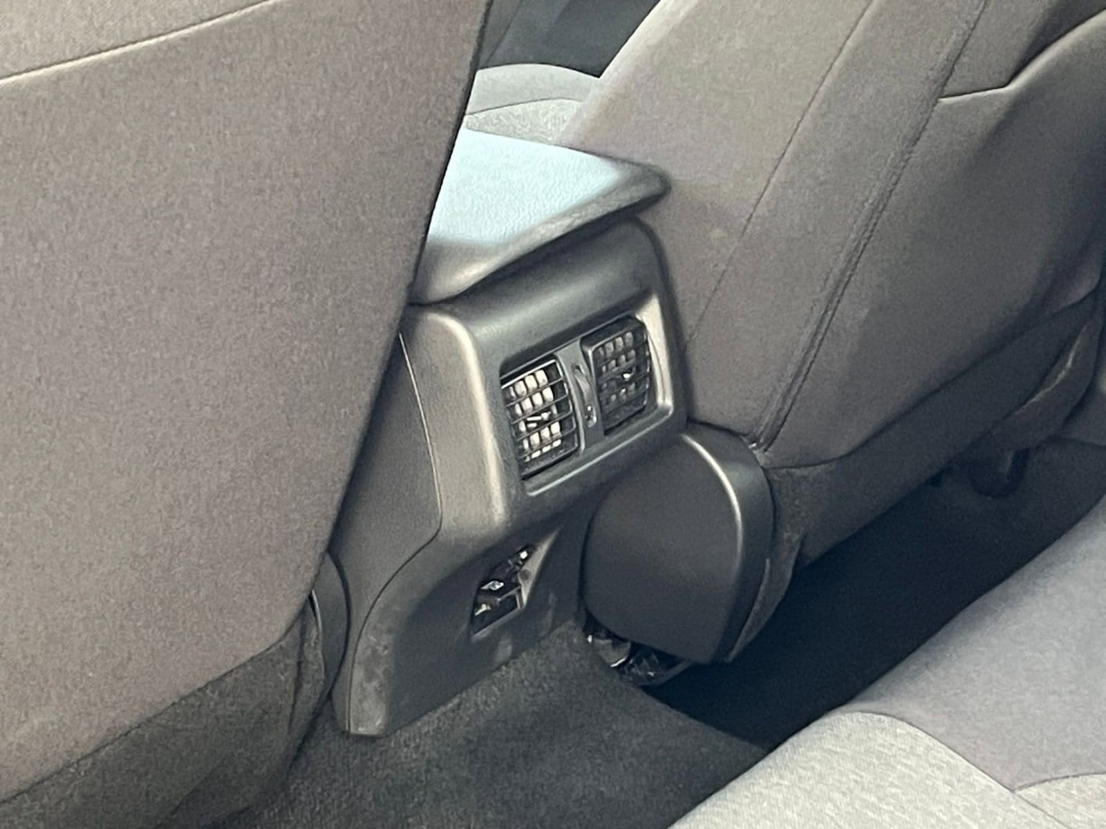 Thumbnail: 2025 Toyota Camry - 24