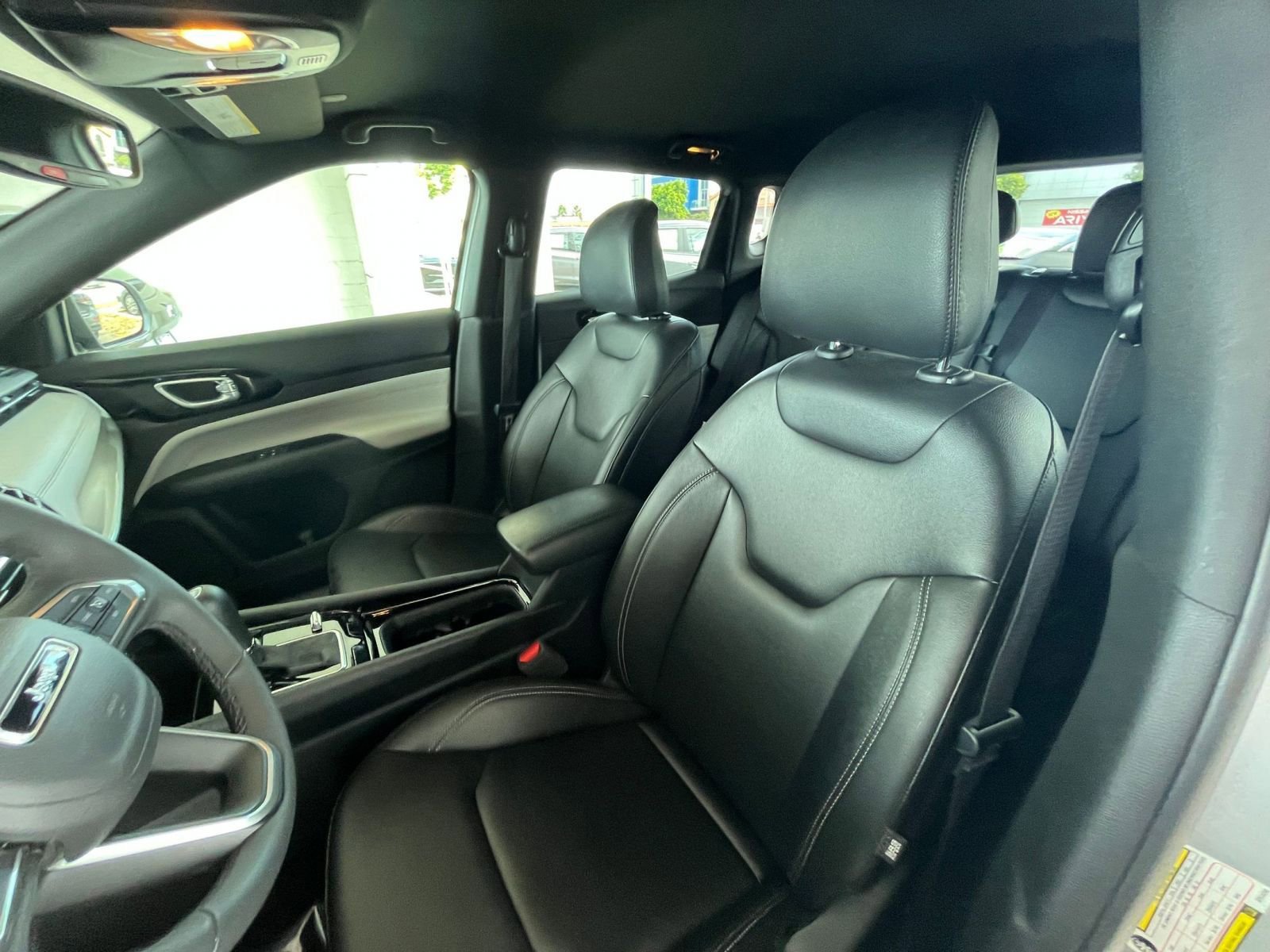 Thumbnail: 2025 Jeep Compass - 27