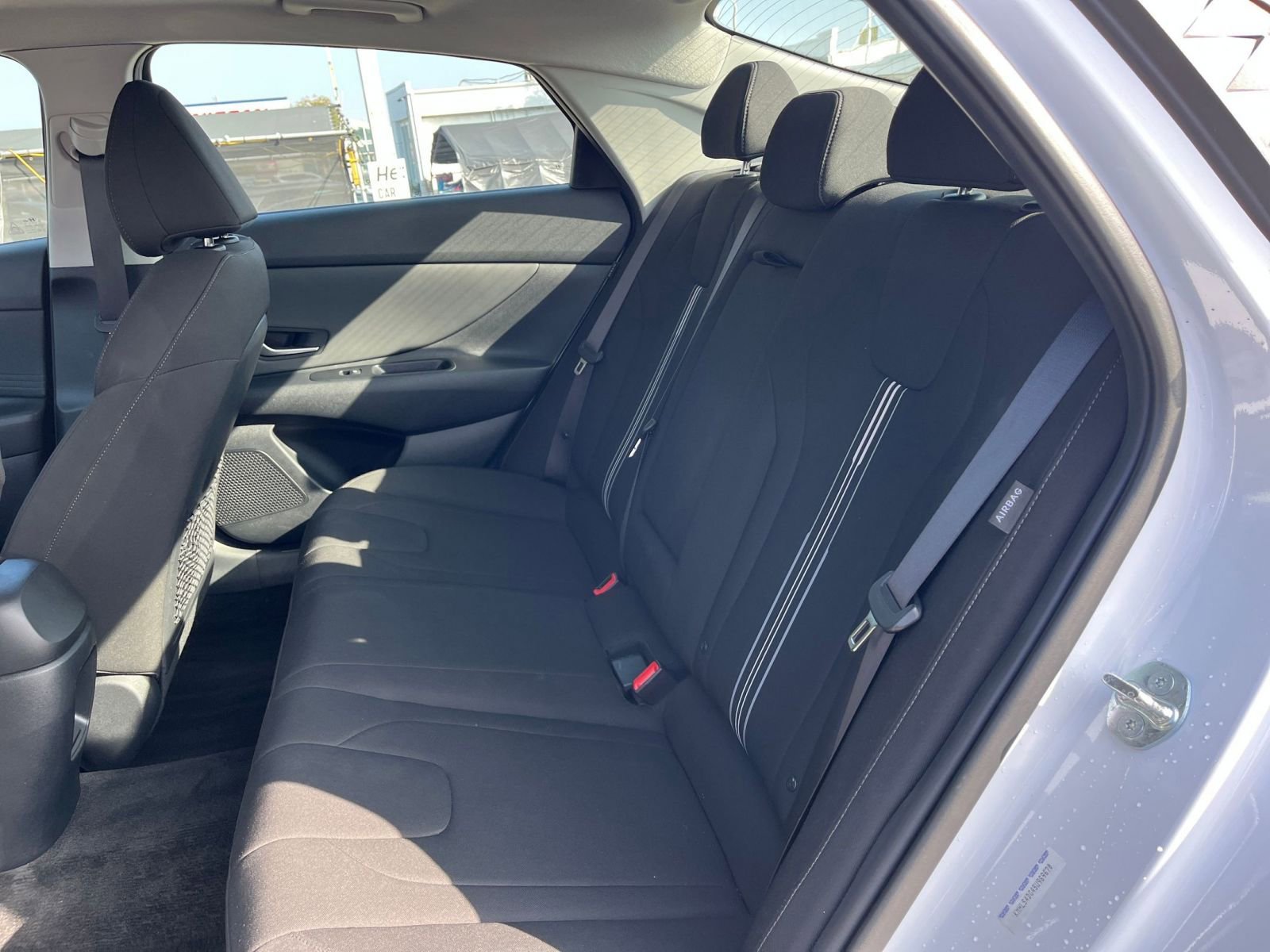 Thumbnail: 2025 Hyundai Elantra - 25