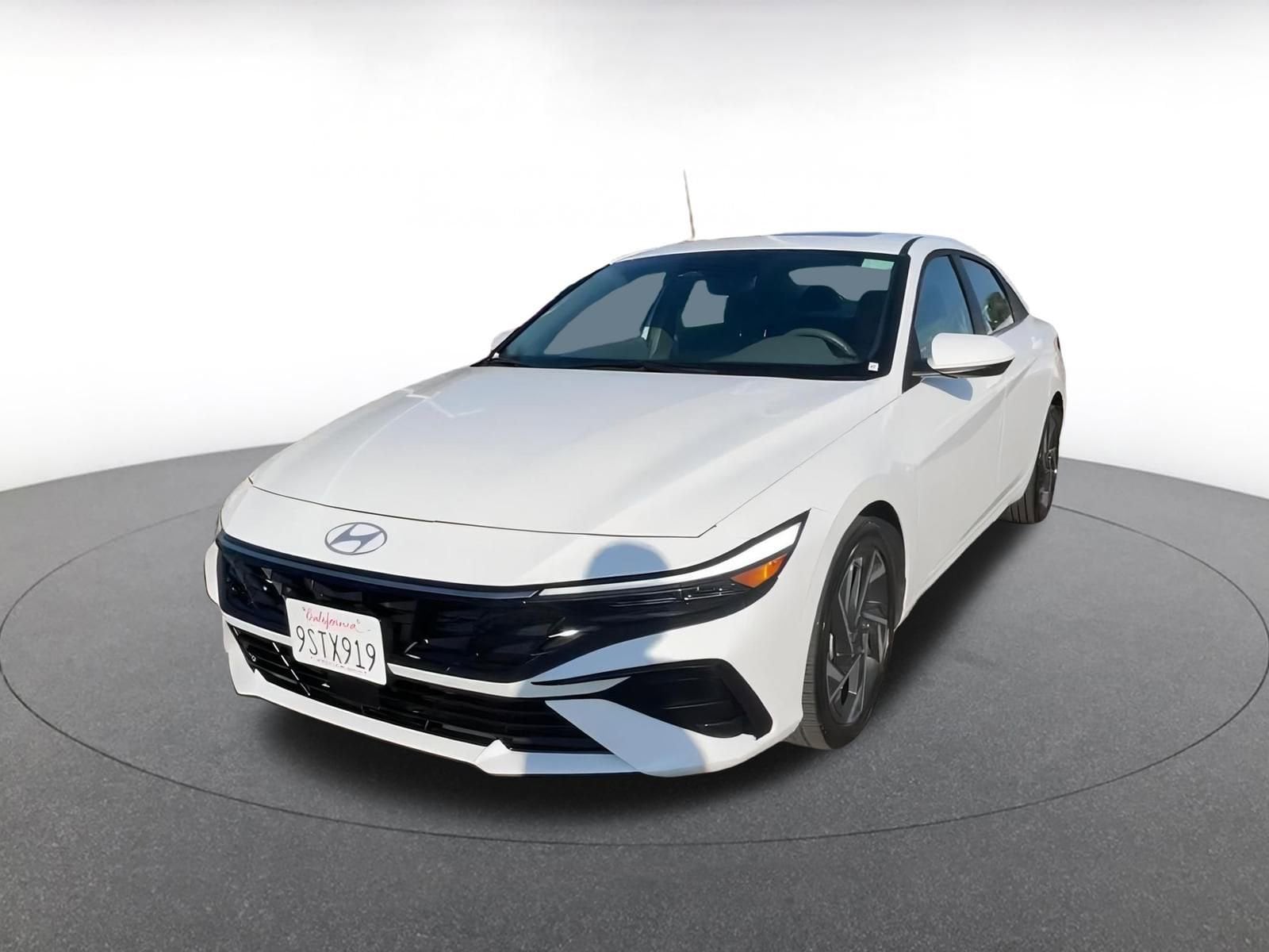 Thumbnail: 2025 Hyundai Elantra - 7