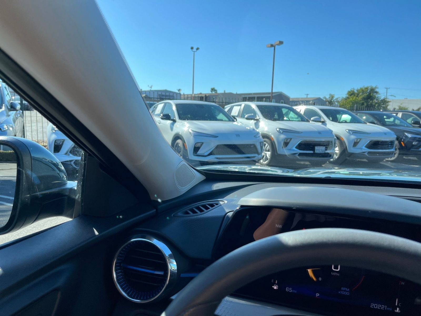 Thumbnail: 2025 Chevrolet Trax - 35