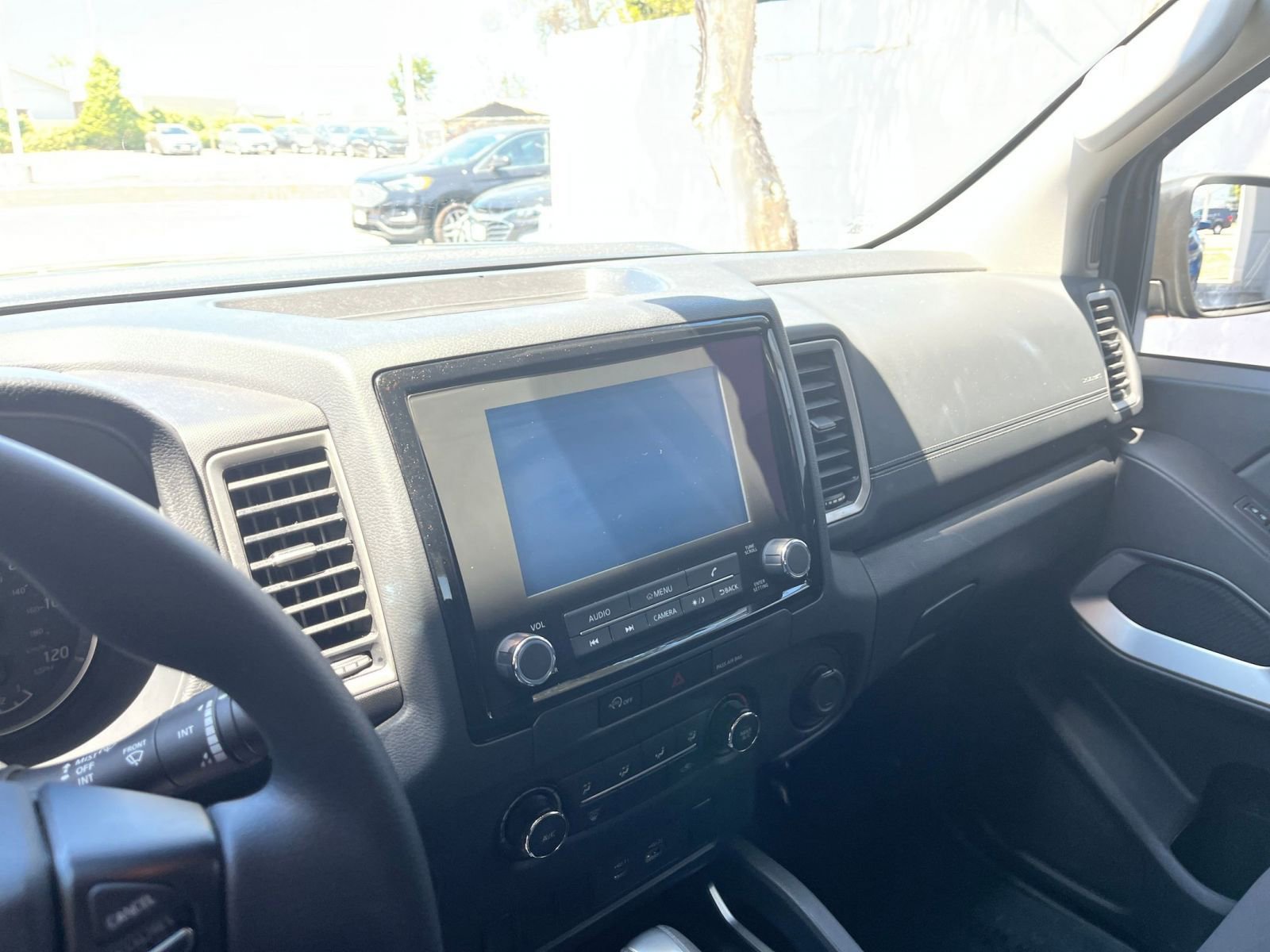 Thumbnail: 2024 Nissan Frontier - 18