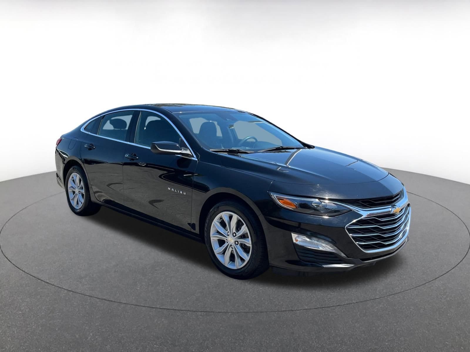 Thumbnail: 2023 Chevrolet Malibu - 1