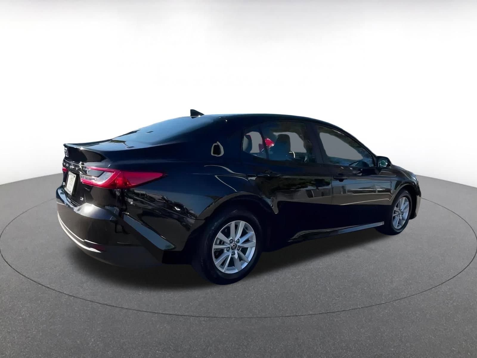 Thumbnail: 2025 Toyota Camry - 15