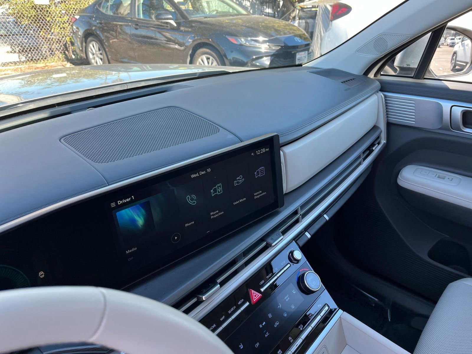 Thumbnail: 2025 Hyundai Santa Fe - 18