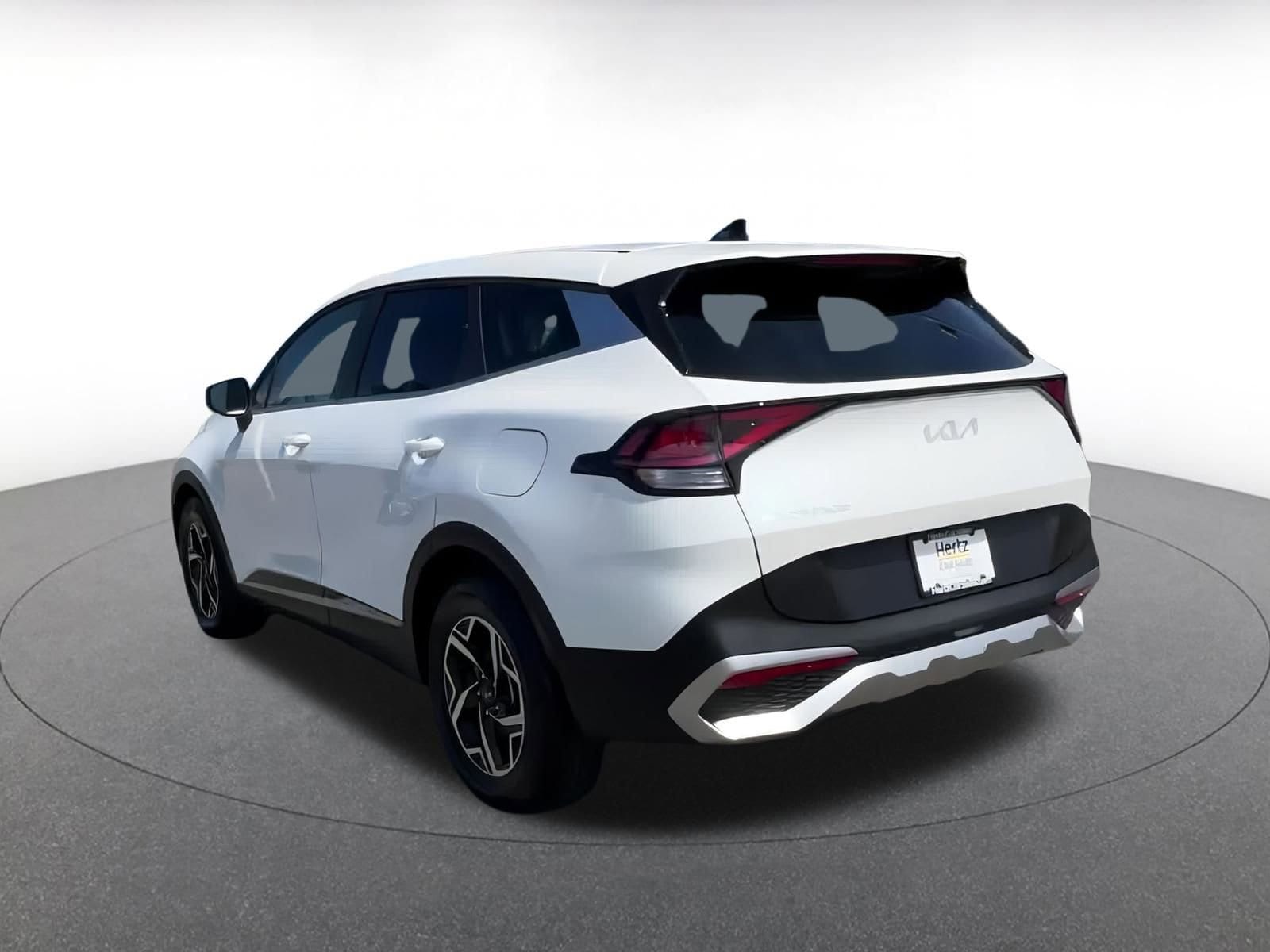 Thumbnail: 2024 Kia Sportage - 11