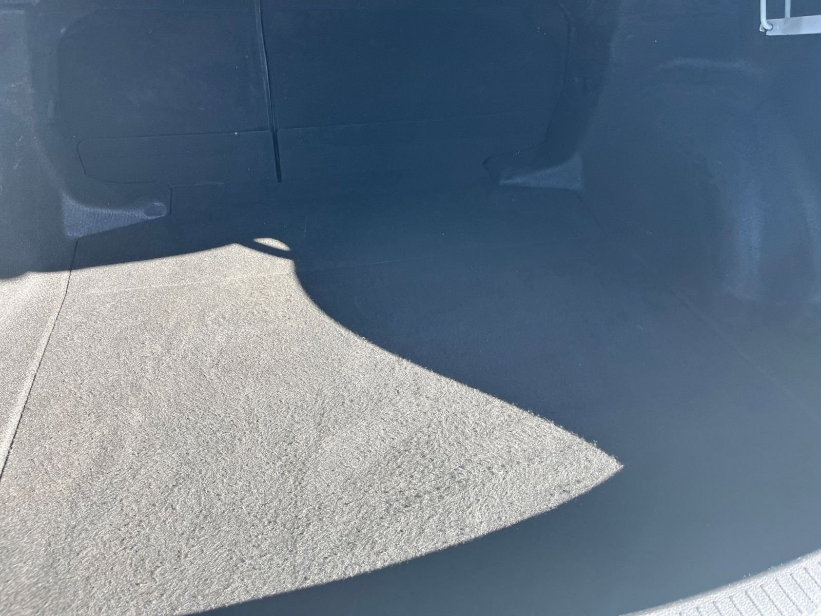 Thumbnail: 2023 Toyota Corolla - 32