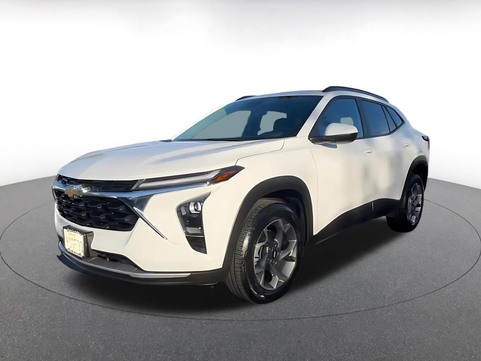 Thumbnail: 2025 Chevrolet Trax - 8