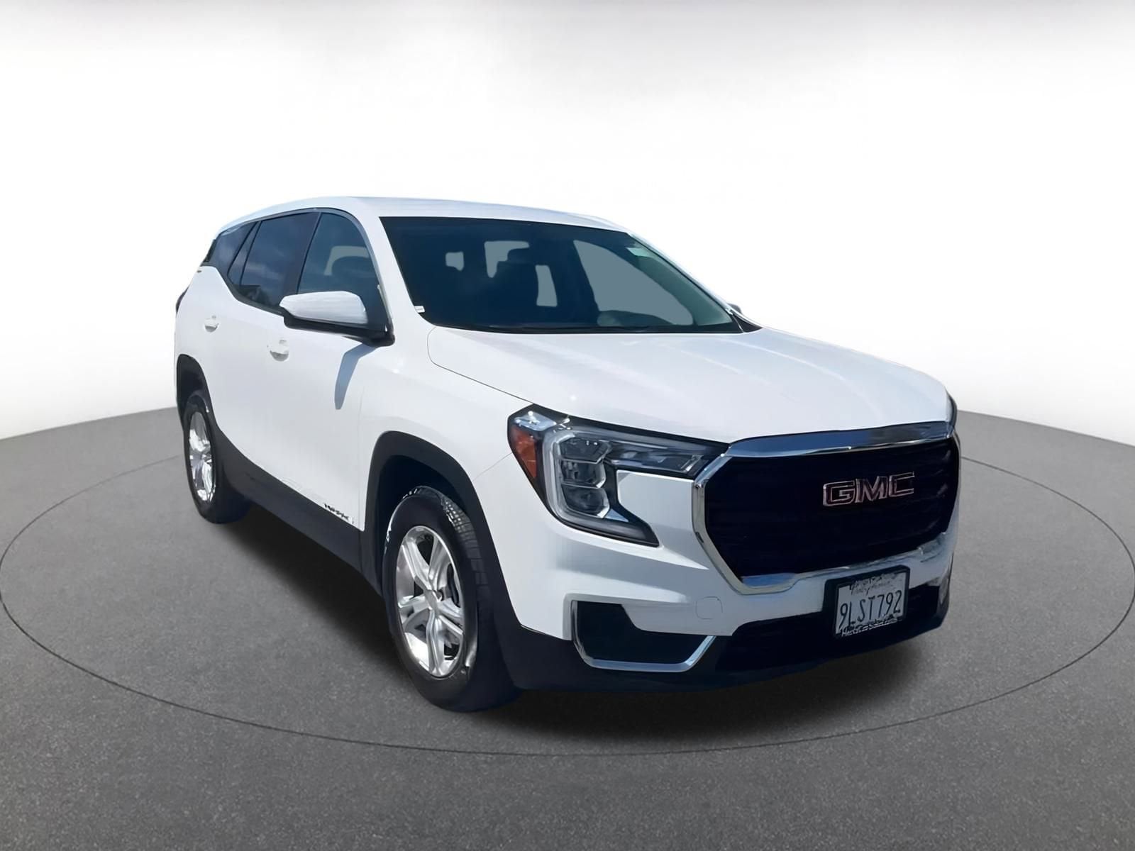 Thumbnail: 2024 GMC Terrain - 3