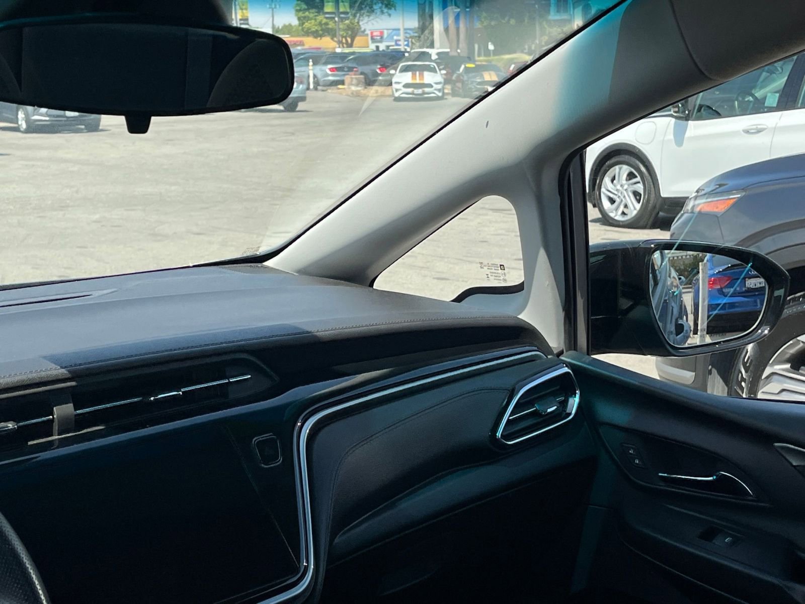 Thumbnail: 2023 Chevrolet Bolt EV - 34