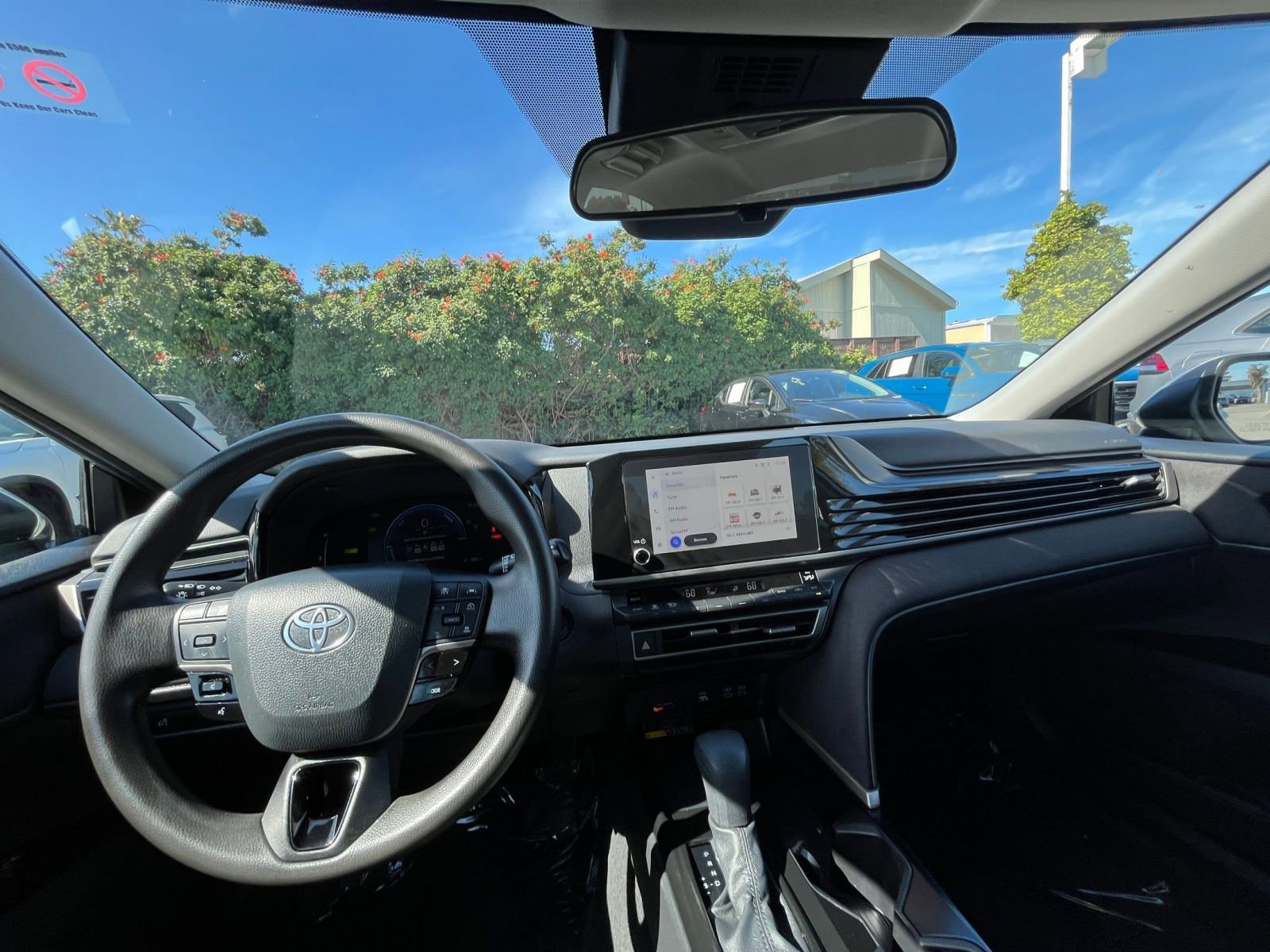 Thumbnail: 2025 Toyota Camry - 33