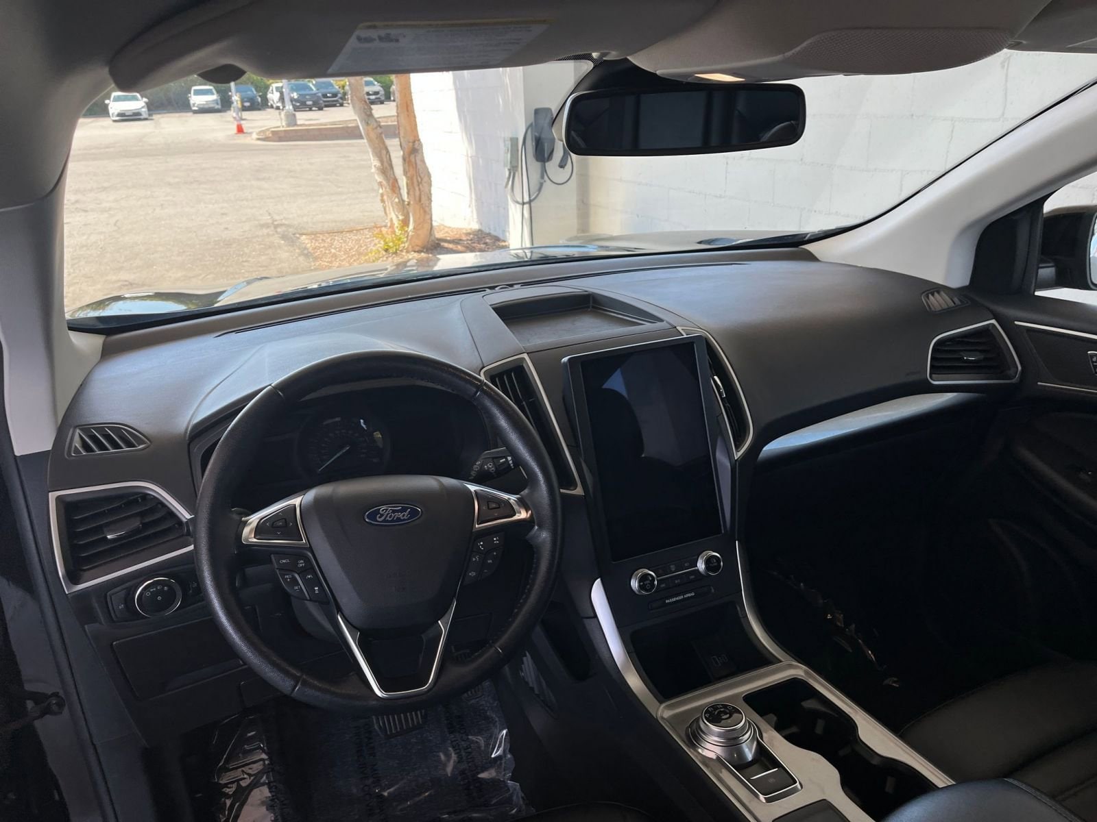 Thumbnail: 2023 Ford Edge - 28