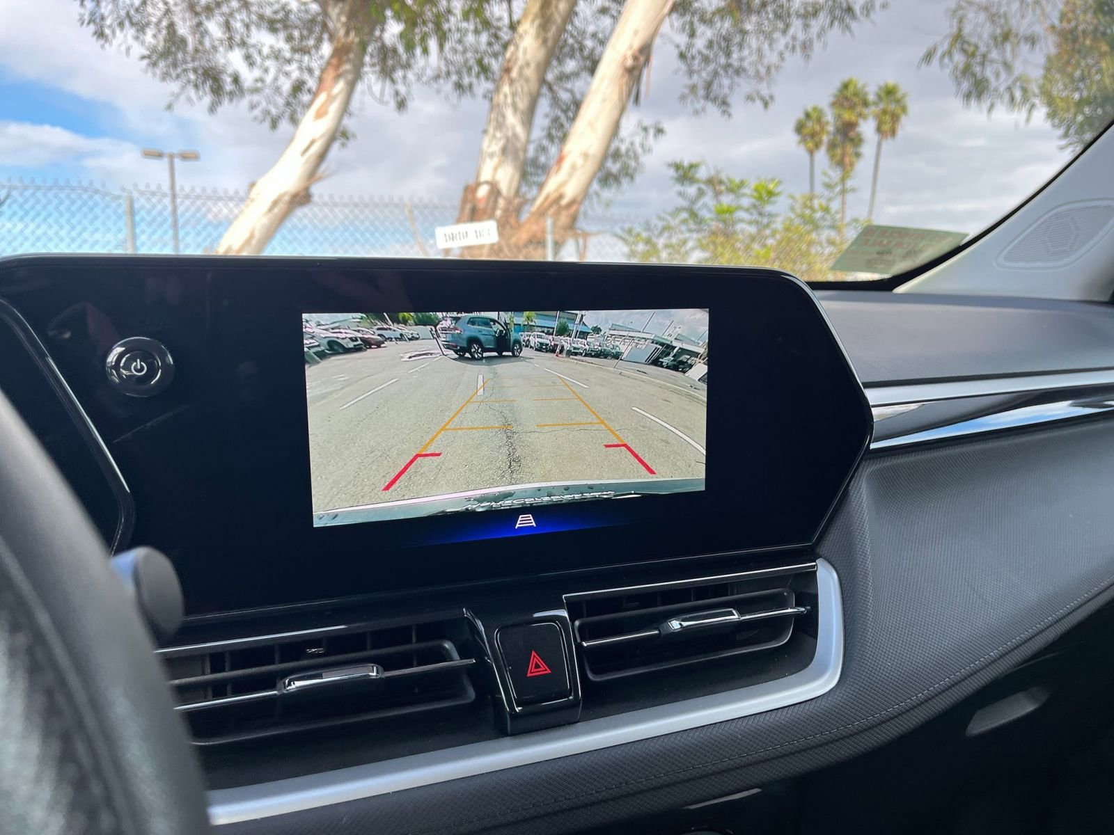 Thumbnail: 2025 Chevrolet TrailBlazer - 17