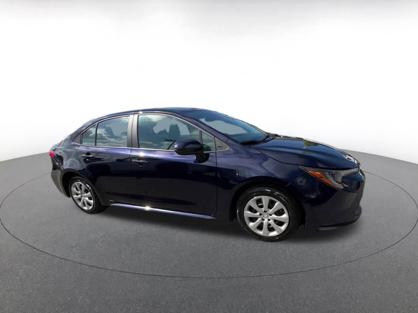 Thumbnail: 2025 Toyota Corolla - 2