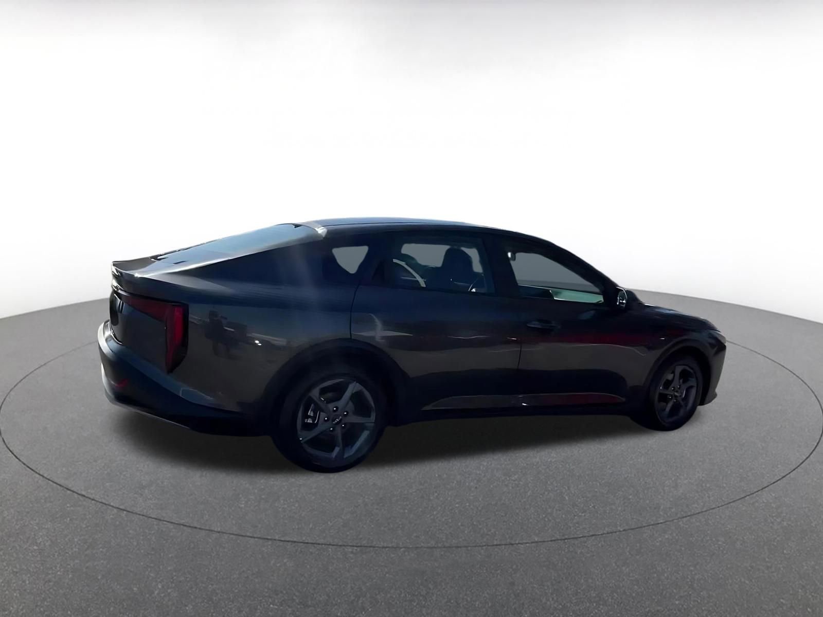Thumbnail: 2025 Kia K4 - 14