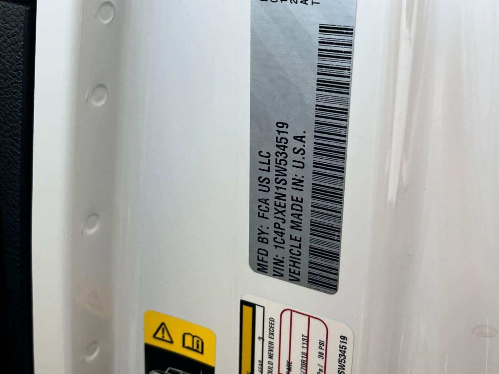 Thumbnail: 2025 Jeep Wrangler - 29