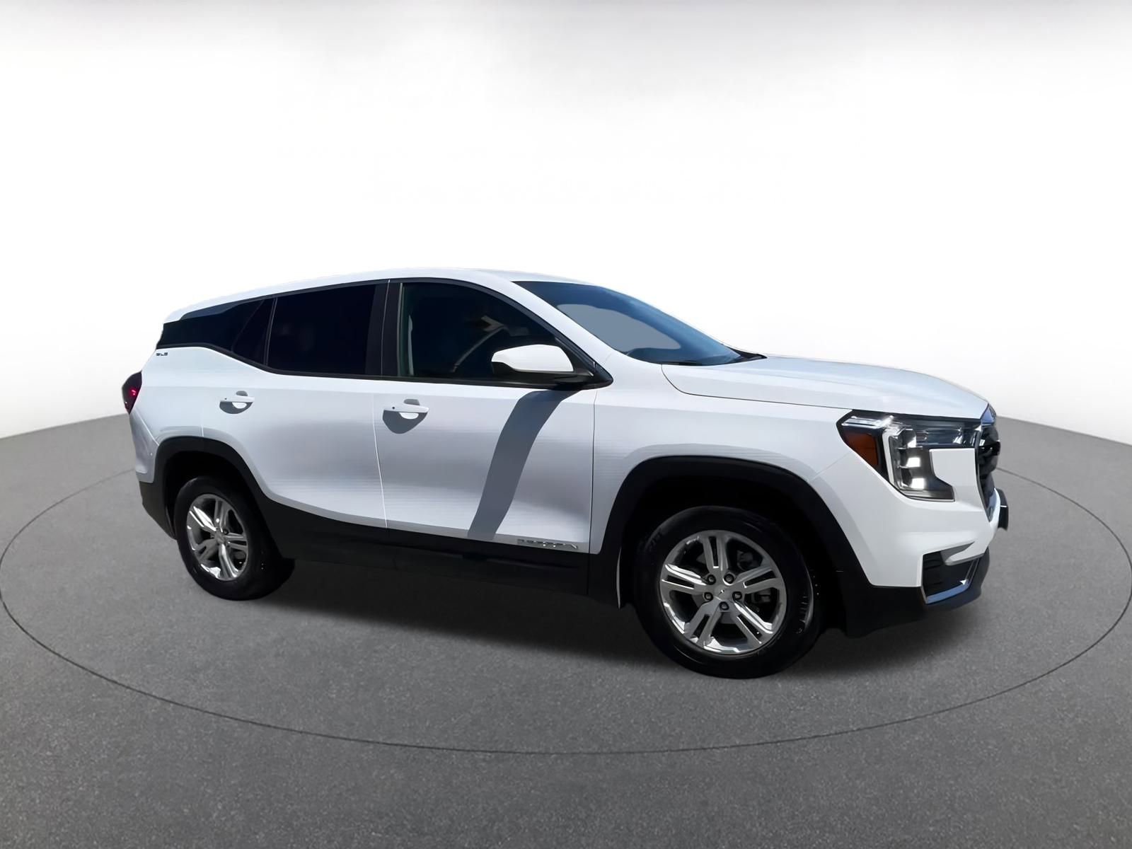 Thumbnail: 2024 GMC Terrain - 2