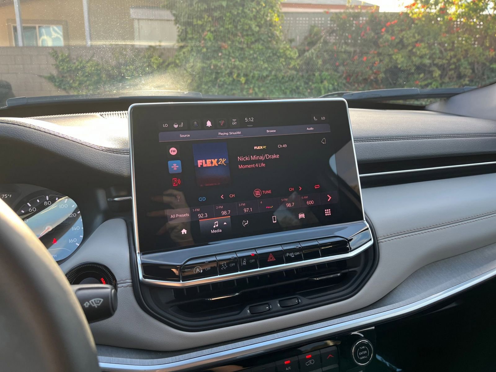 Thumbnail: 2025 Jeep Compass - 21