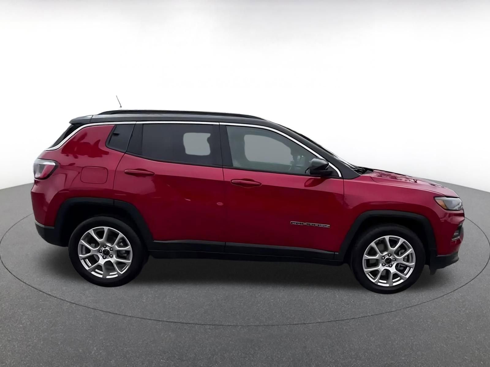 Thumbnail: 2025 Jeep Compass - 16